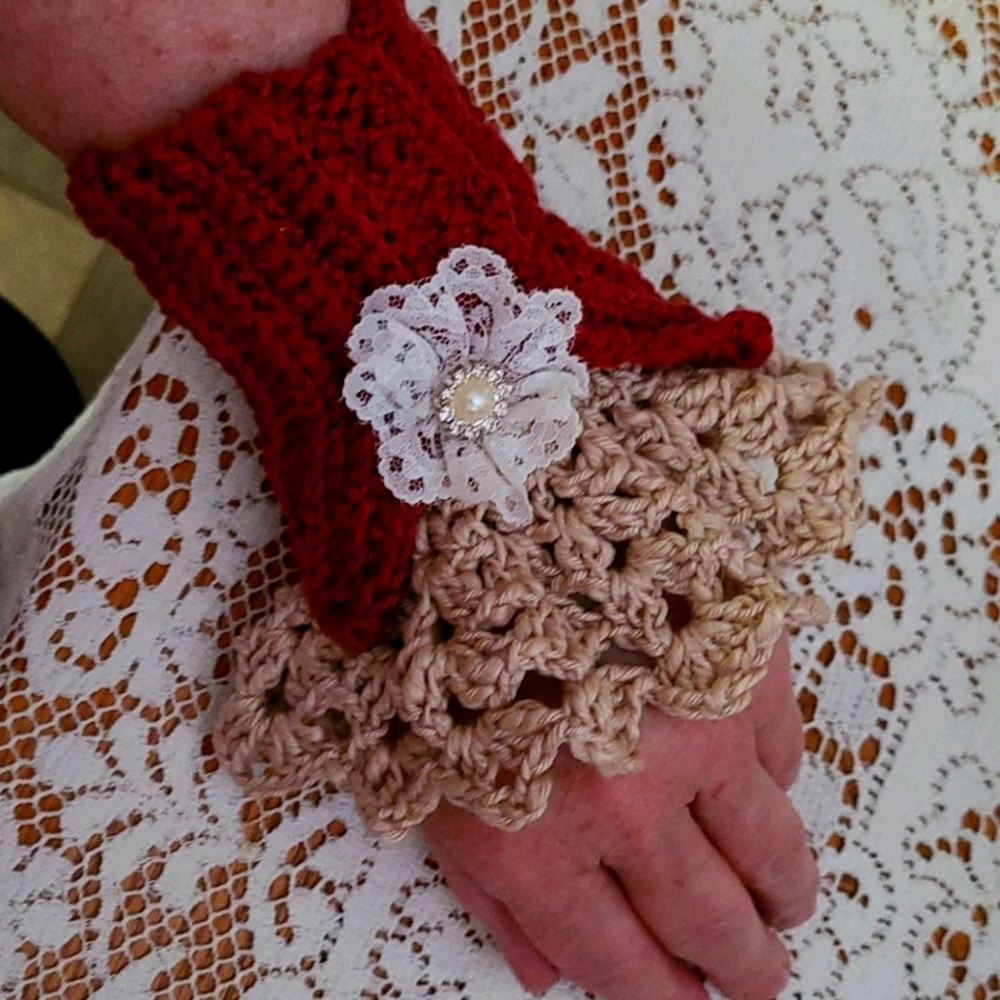 Victorian wristlets